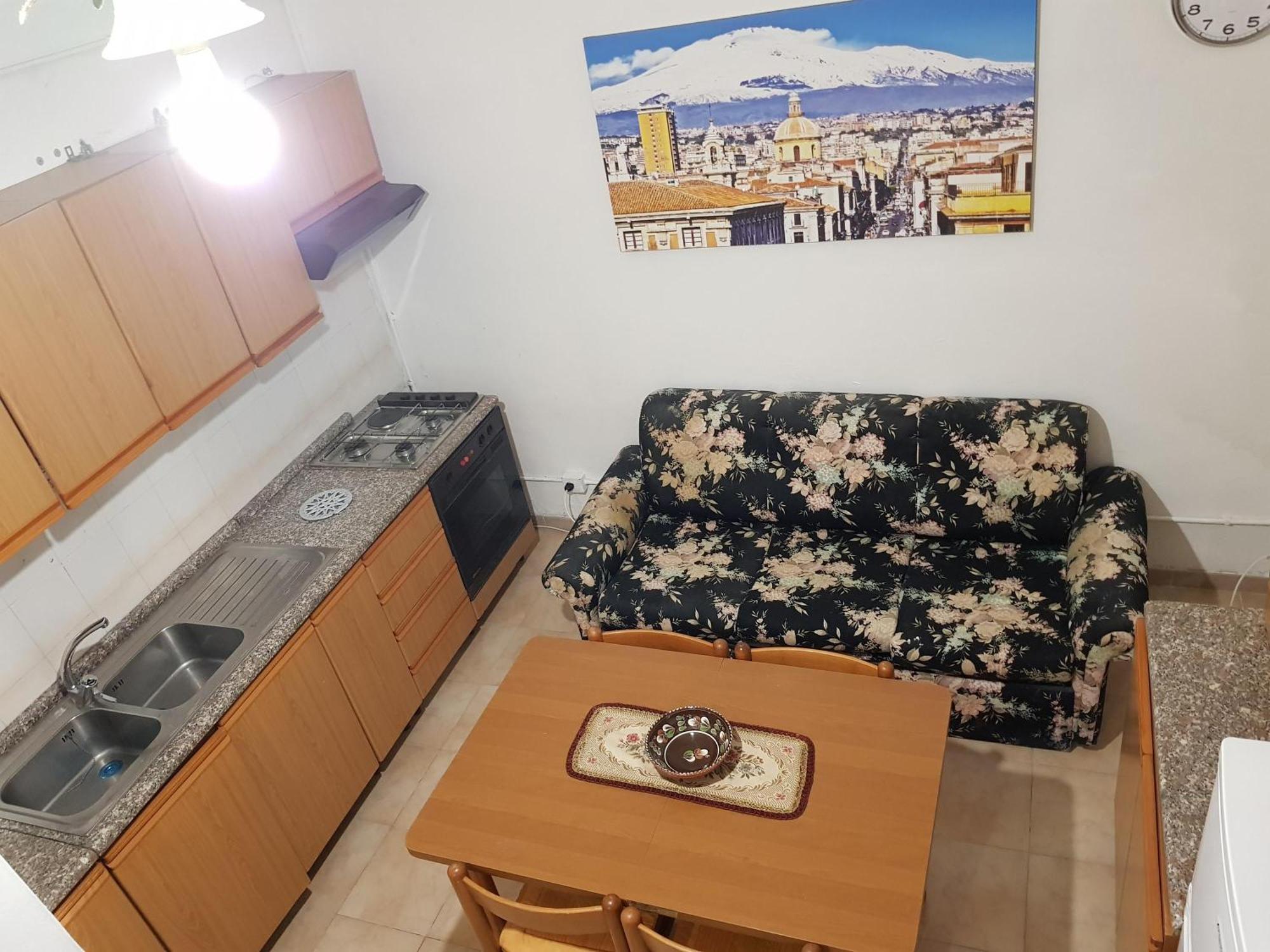 Appartamento Happy House - Center Aeroporto di Catania Fontana Rossa